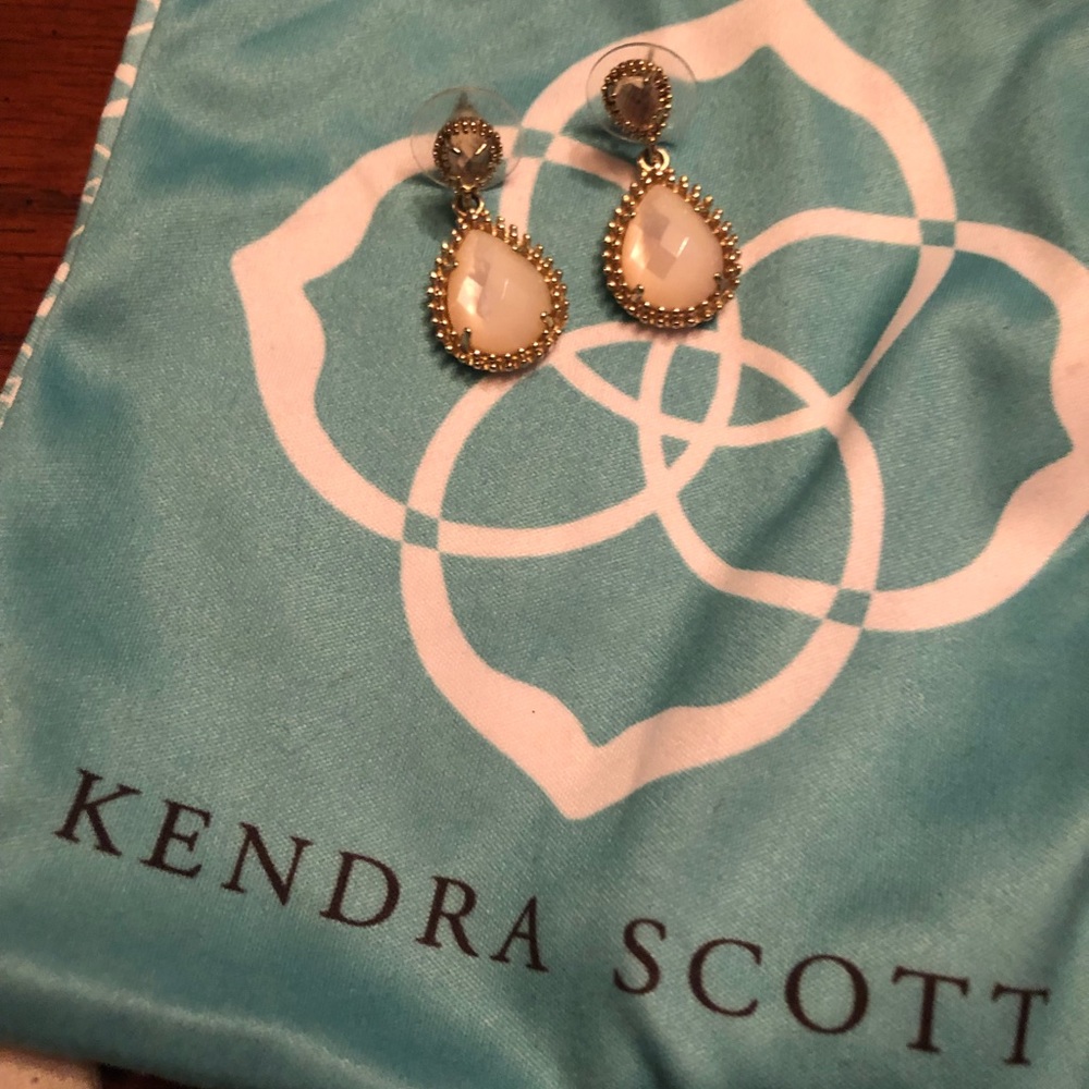 Kendra Scott color bar earrings